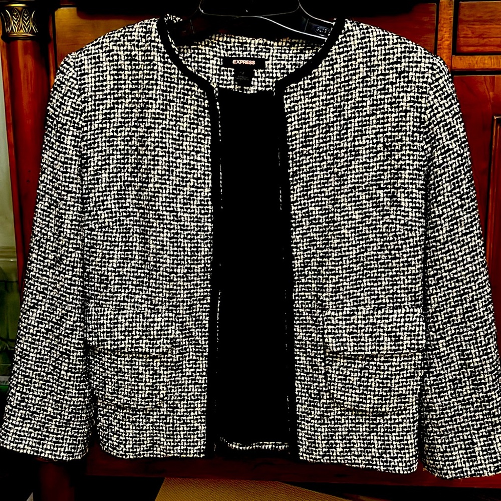 Limited blazer